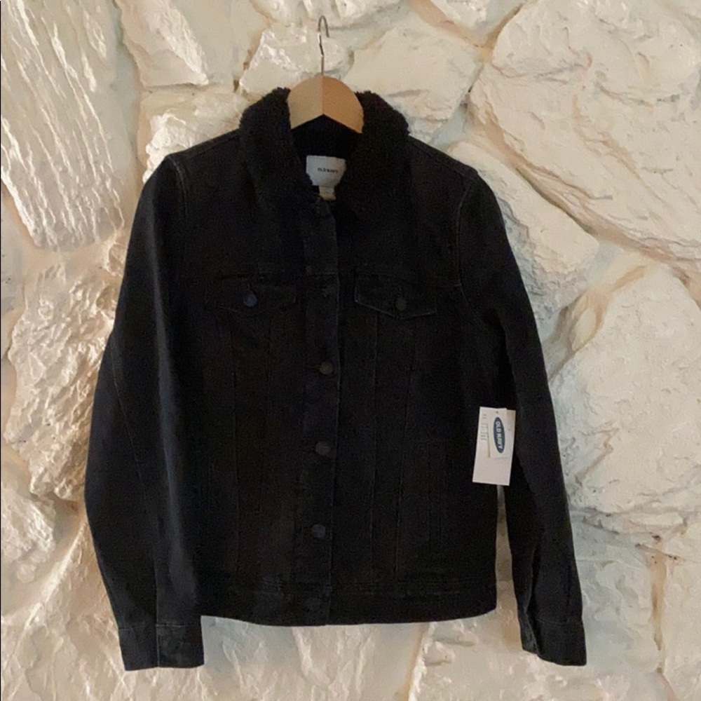 Women’s Black denim jacket - Old Navy M New!
